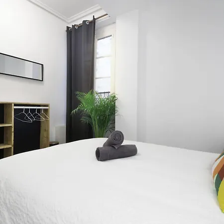 Off Beat - Self-check-in - Sleep Conscious 3* San Sebastian