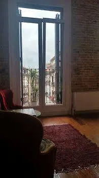 Off Beat - Self-check-in - Sleep Conscious Pensión